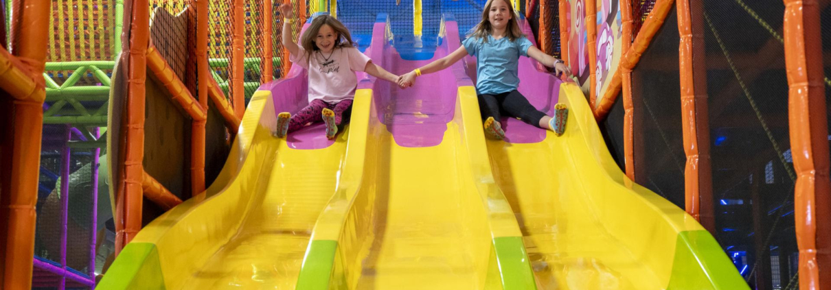 kids on slide candeeland